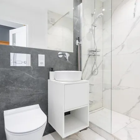 Mango Center Apartment *