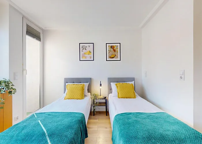 Mango Center Apartment *